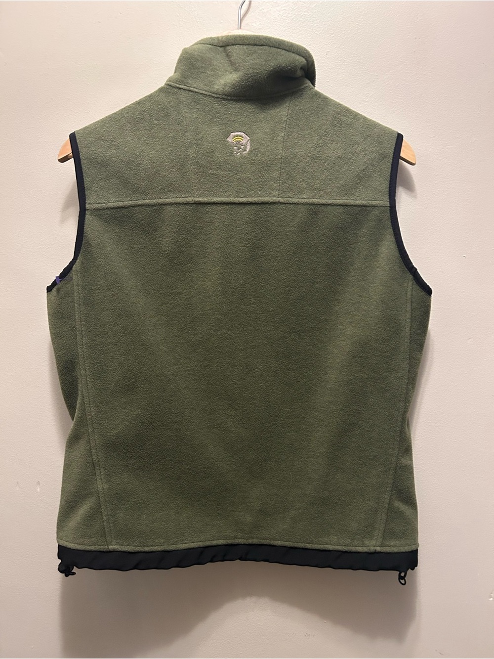Mountain Hardwear Olive Green Women’ Fleece Vest with Black Trim size 8 - Picture 3 of 6